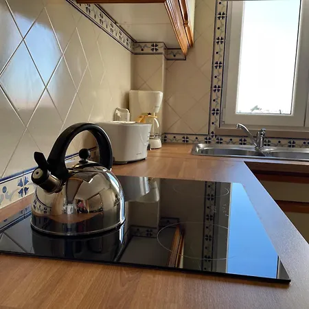 Title E Title - Oura Appartamento