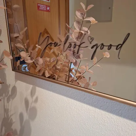 Title E Title - Oura *