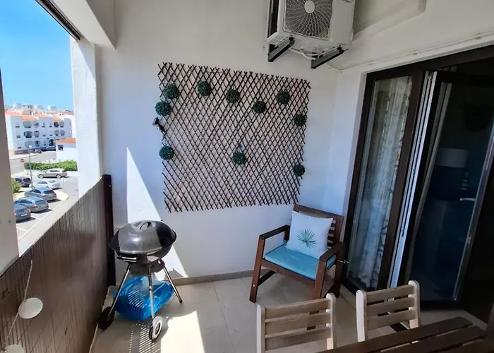 Apartament Title E Title - Oura