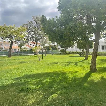 Apartment Title E Title - Oura *