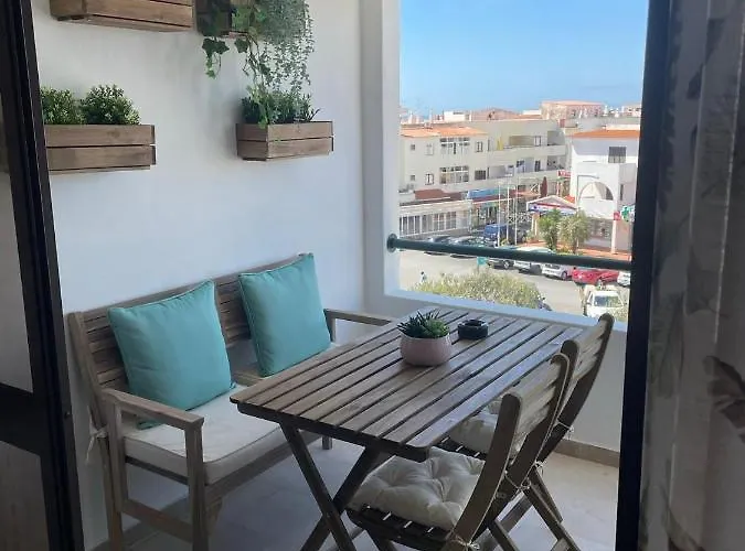 Title E Title - Oura *